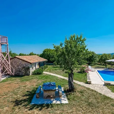 Villa Holiday Paradise